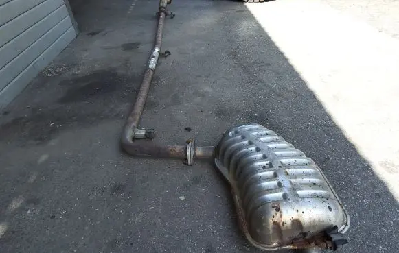Muffler/silencer