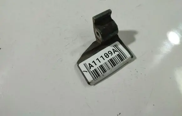 Peugeot 406 Front door upper hinge 