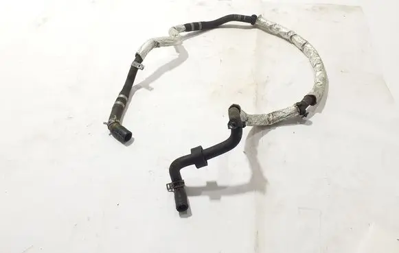 Volvo V60 Engine coolant pipe/hose 32222336