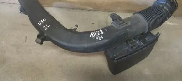 Volvo V60 Air intake hose/pipe
