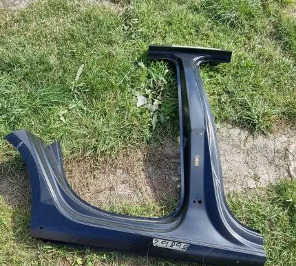 Audi A4 S4 B9 8W Pillar (middle) 86822