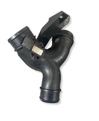 Audi Q7 4L Intercooler hose/pipe 4L0145795