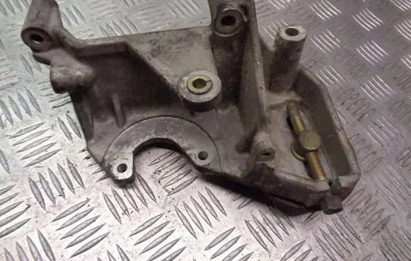 Mitsubishi Pajero Pinin Generator/alternator bracket 