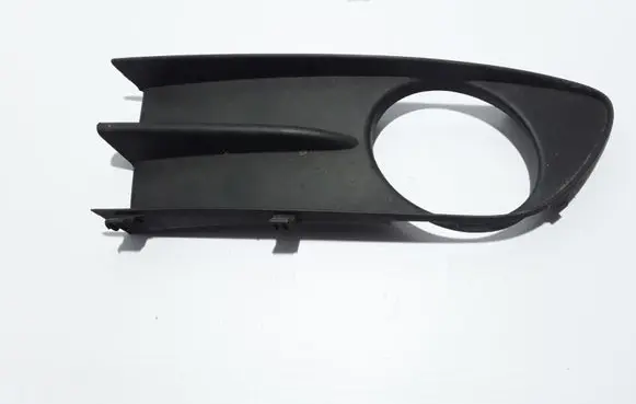 Renault Laguna II Front bumper lower grill G000009745