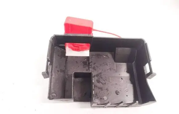 Opel Insignia A Fuse box cover