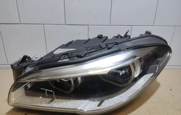 BMW 5 F10 F11 Headlight/headlamp 7378521 A9737852102 1LX1855