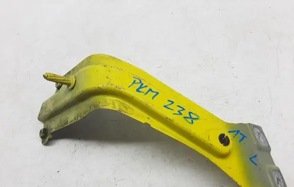 Volkswagen Touran III Fender mounting bracket 1T0821135C