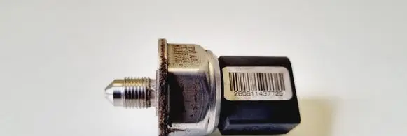 Fuel pressure sensor