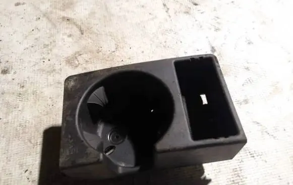Cup holder