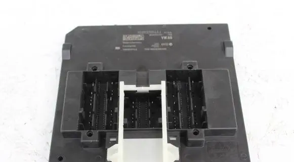 Audi A3 S3 8V Comfort/convenience module 5Q0937084AJ BCMPQ37H
