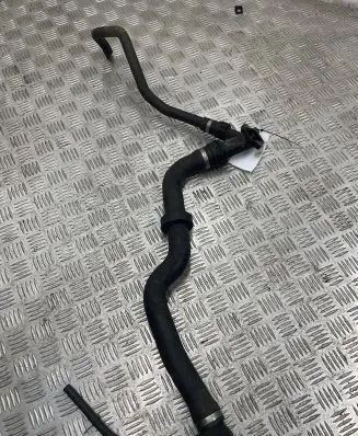 BMW 5 E39 Engine coolant pipe/hose 11122247744