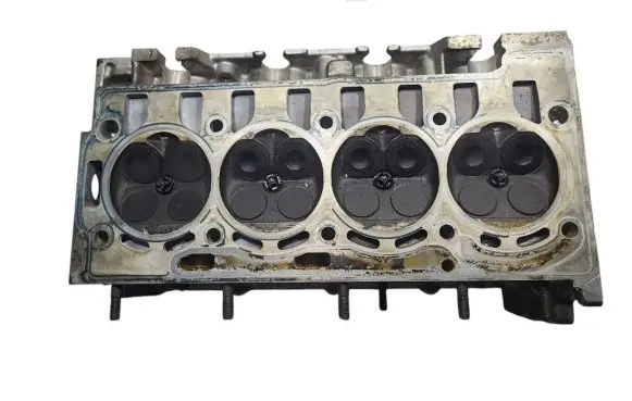 Volkswagen Golf V Engine head 03C103358F