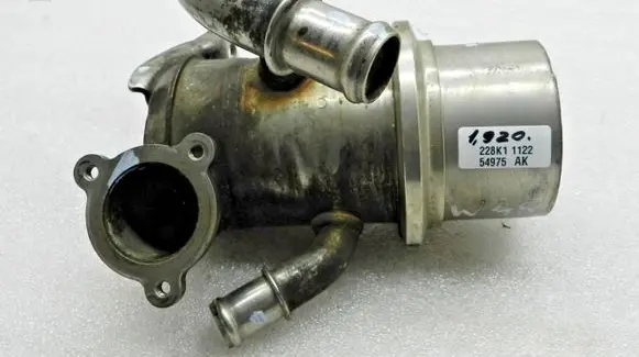 Volkswagen Tiguan EGR valve cooler 04L131512BQ