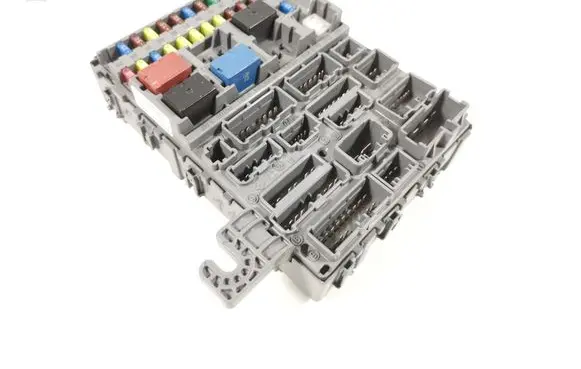 Honda FR-V Fuse module 38200-SJD-E01