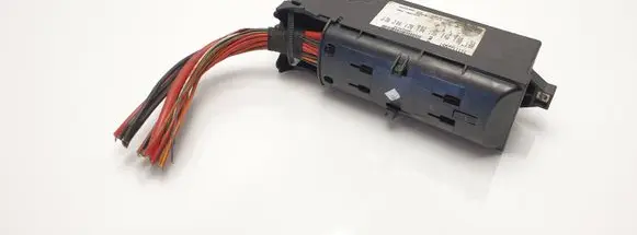 Volkswagen Caddy Fuse box set TAB016470F 460002786183 1111122951