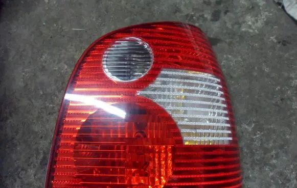 Volkswagen Polo III 6N 6N2 6NF Rear/tail lights