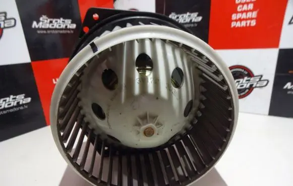 Infiniti G35 Heater fan/blower 3V17230352