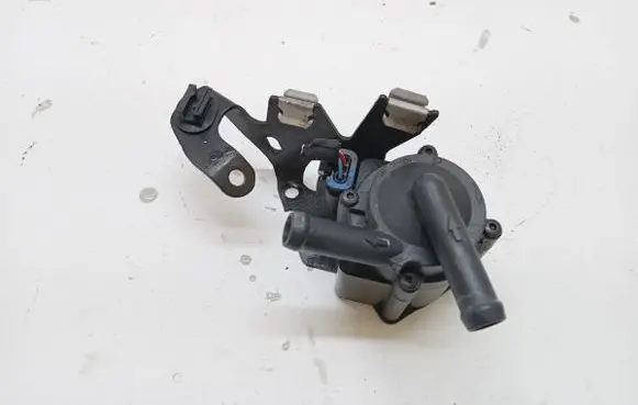 Peugeot 508 II Water pump 9806790980