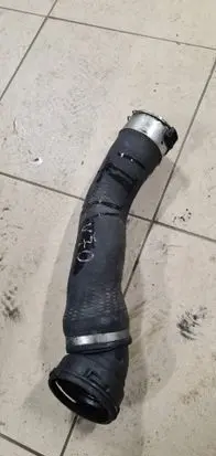 BMW 5 E60 E61 Intercooler hose/pipe 7803747