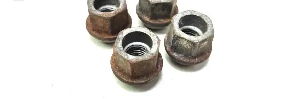 Opel Astra J Nuts/bolts 