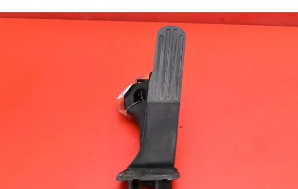 Volkswagen Golf V Accelerator throttle pedal 1K1721503T