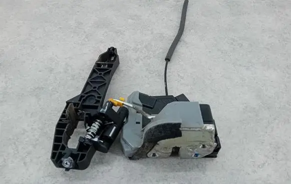 Hyundai i20 (GB IB) Rear door lock 81420-C8020