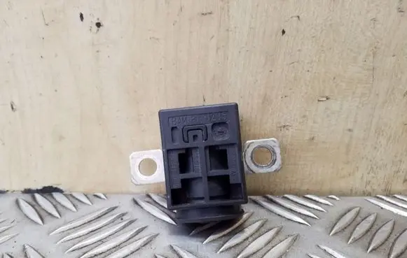 Volkswagen Touareg I Other devices 4F0915519