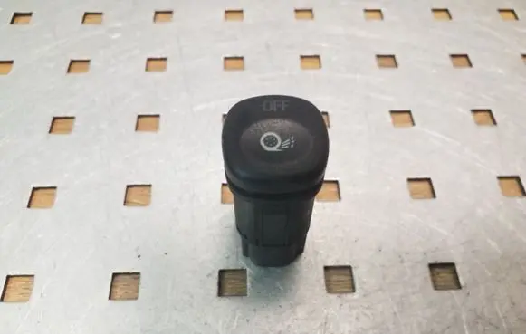 Traction control (ASR) switch
