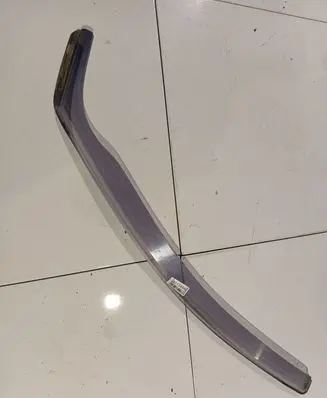 Volkswagen PASSAT B6 Sliding door wind deflector