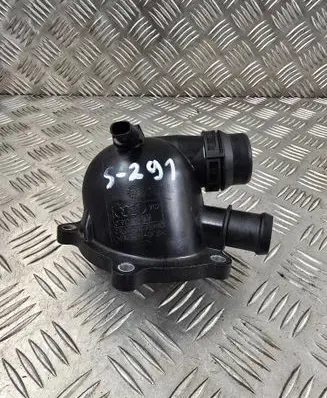 Audi A7 S7 4G Thermostat housing 079121115