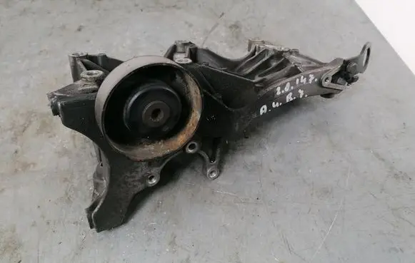 Audi A4 S4 B7 8E 8H Generator/alternator bracket 06D903143D