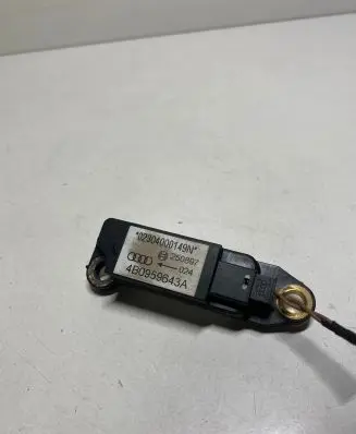 Audi A6 S6 C5 4B Airbag deployment crash/impact sensor 4B0959643A 250897 02304000149N