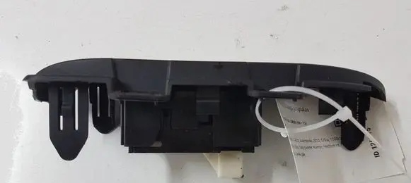Toyota Prius (XW30) Electric window control switch 7427247060