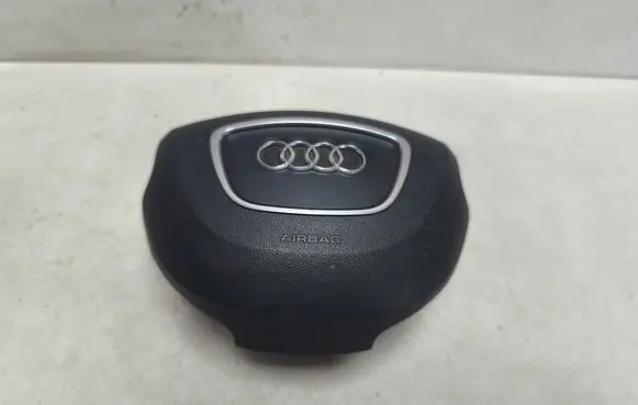 Steering wheel airbag