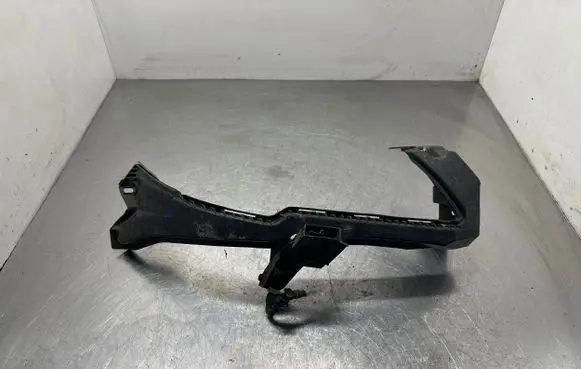 Subaru Outback Headlight/headlamp mounting bracket
