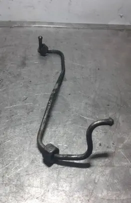 Fuel injector supply line/pipe