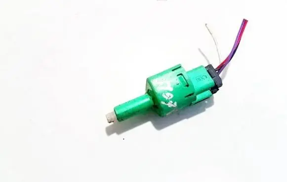 Toyota Avensis T270 Brake pedal sensor switch