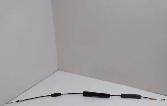 Mazda 5 Sliding door cable line 