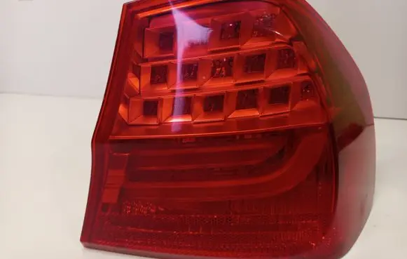 BMW 3 E90 E91 Rear/tail lights 7289426
