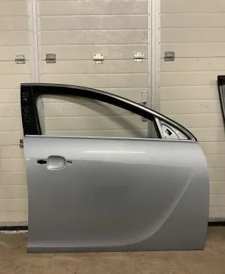 Opel Insignia A Front door
