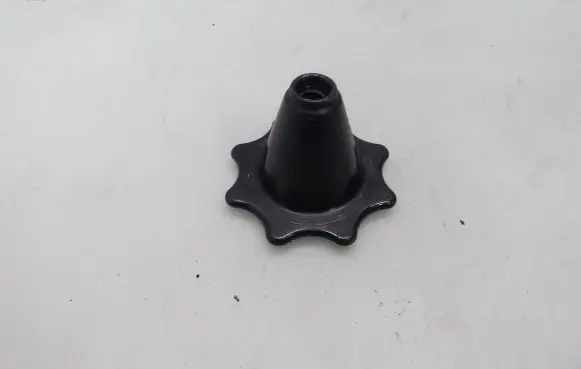 Opel Meriva A Spare wheel bolt 