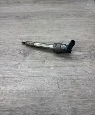 BMW 3 F30 F35 F31 Fuel injector 8514148 0445110743