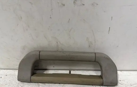BMW 5 E34 Rear interior roof grab handle 8102403
