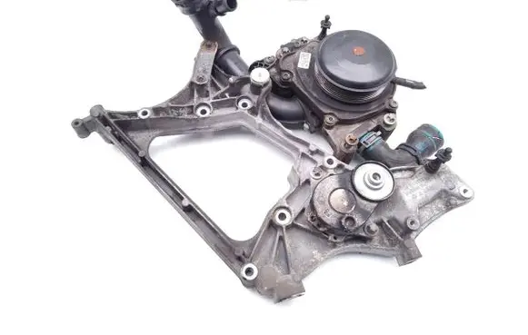 Mercedes-Benz E W212 Water pump A6512006301 A65120002 A6512006401