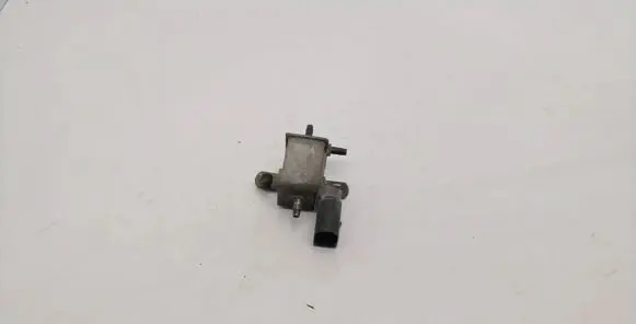 Volkswagen Golf IV Turbo solenoid valve 028906283N 00T224 72289530