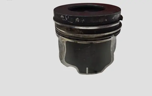 Opel Antara Piston