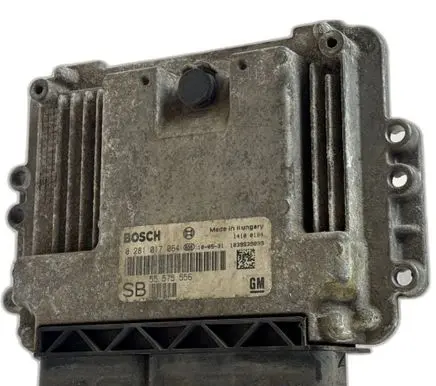 Opel Zafira B Engine control unit/module 55575556 0281017064