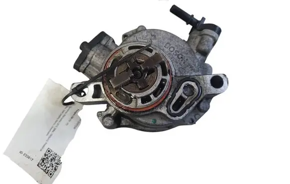 Peugeot 308 Vacuum pump 9804021880 1A2910B