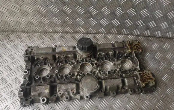 Volvo XC90 Rocker cam cover 1001761