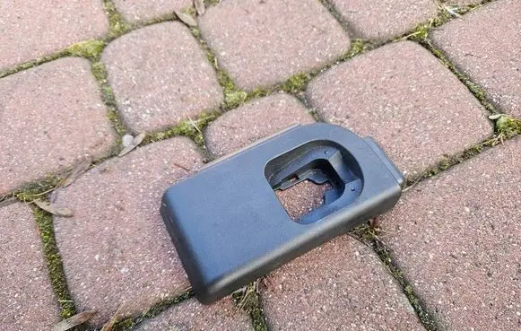 Opel Insignia B Cargo luggage net fixing mount 39121333--